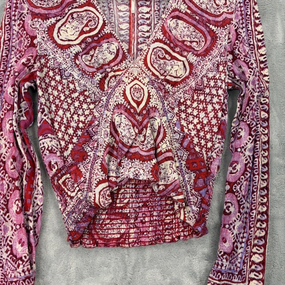 Free People Red Pink Hippie Boho Pattern V Neck Blouse Size Small